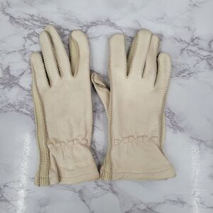 Vintage Deerskin Leather Bone Colored Leather Driving Gloves